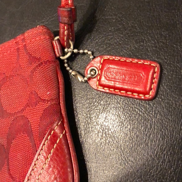 Authentic Coach Red Wristlet - Picture 2 of 4